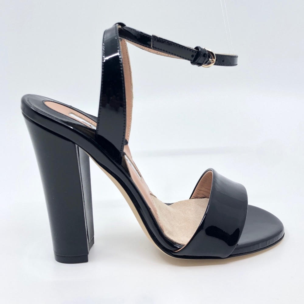 Patent leather CRAWFORD sandals
